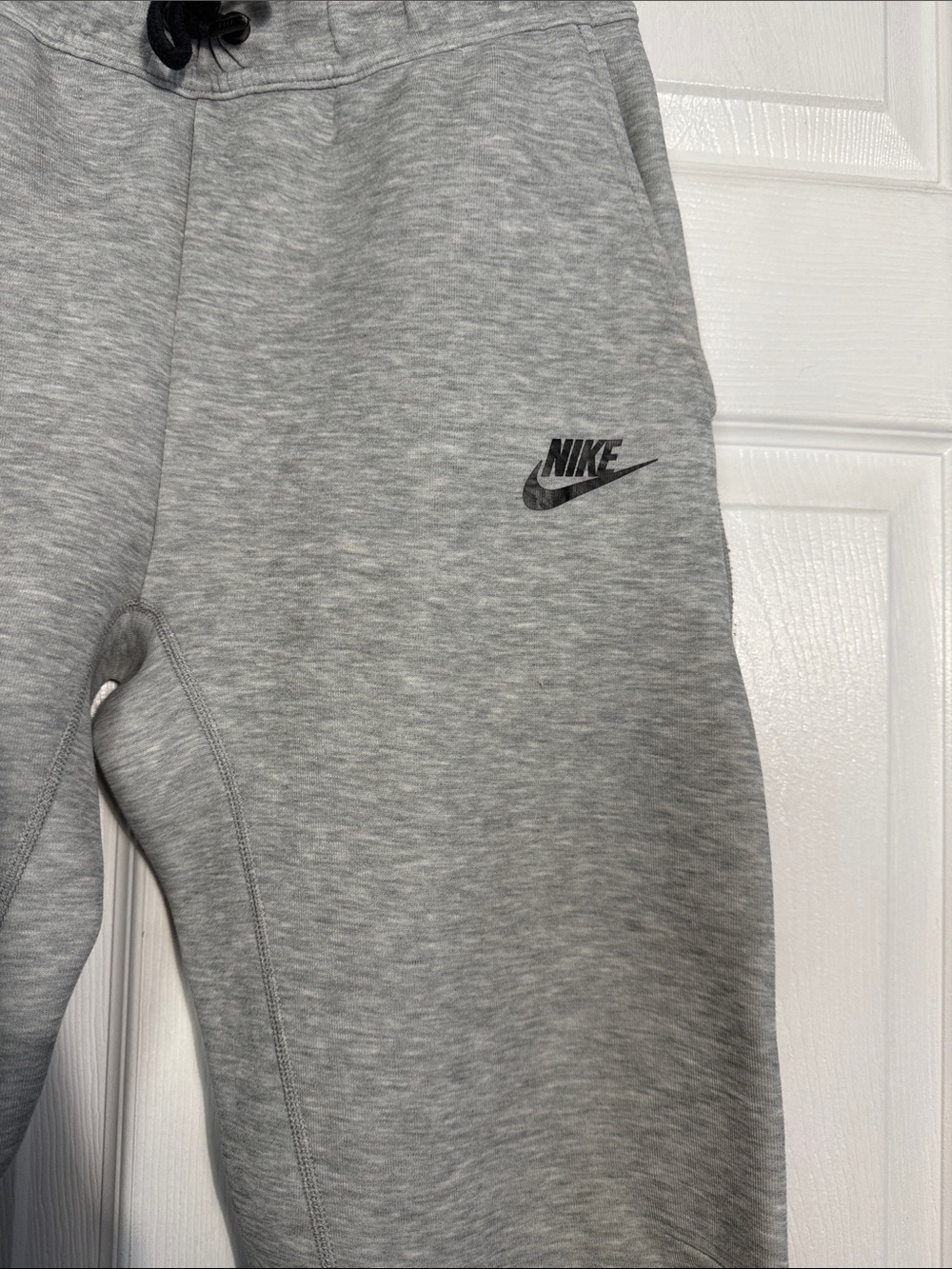 Nike Tech Light Gray Kids Jogger Sweatpants size L - Picture 3 of 6